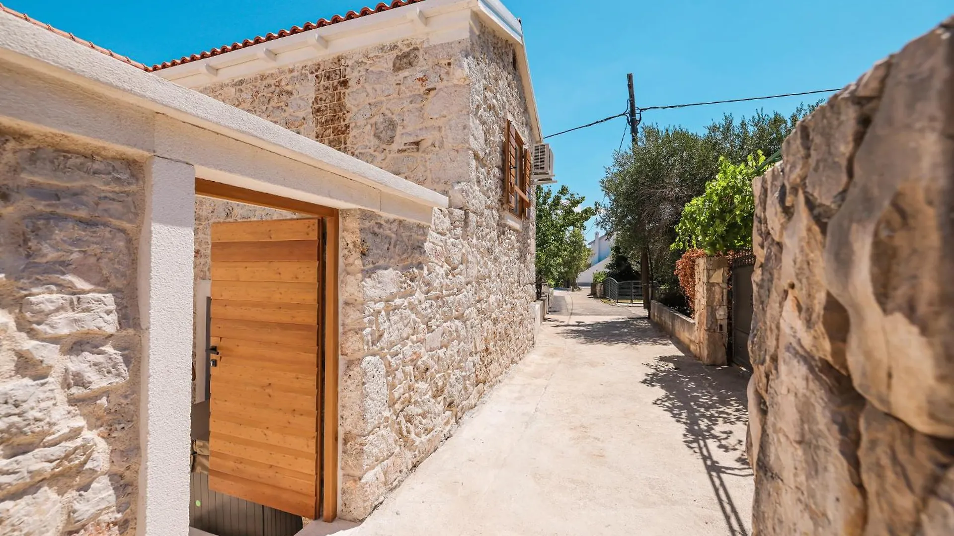 Villa Skalja Beachfront House Magazin Ždrelac