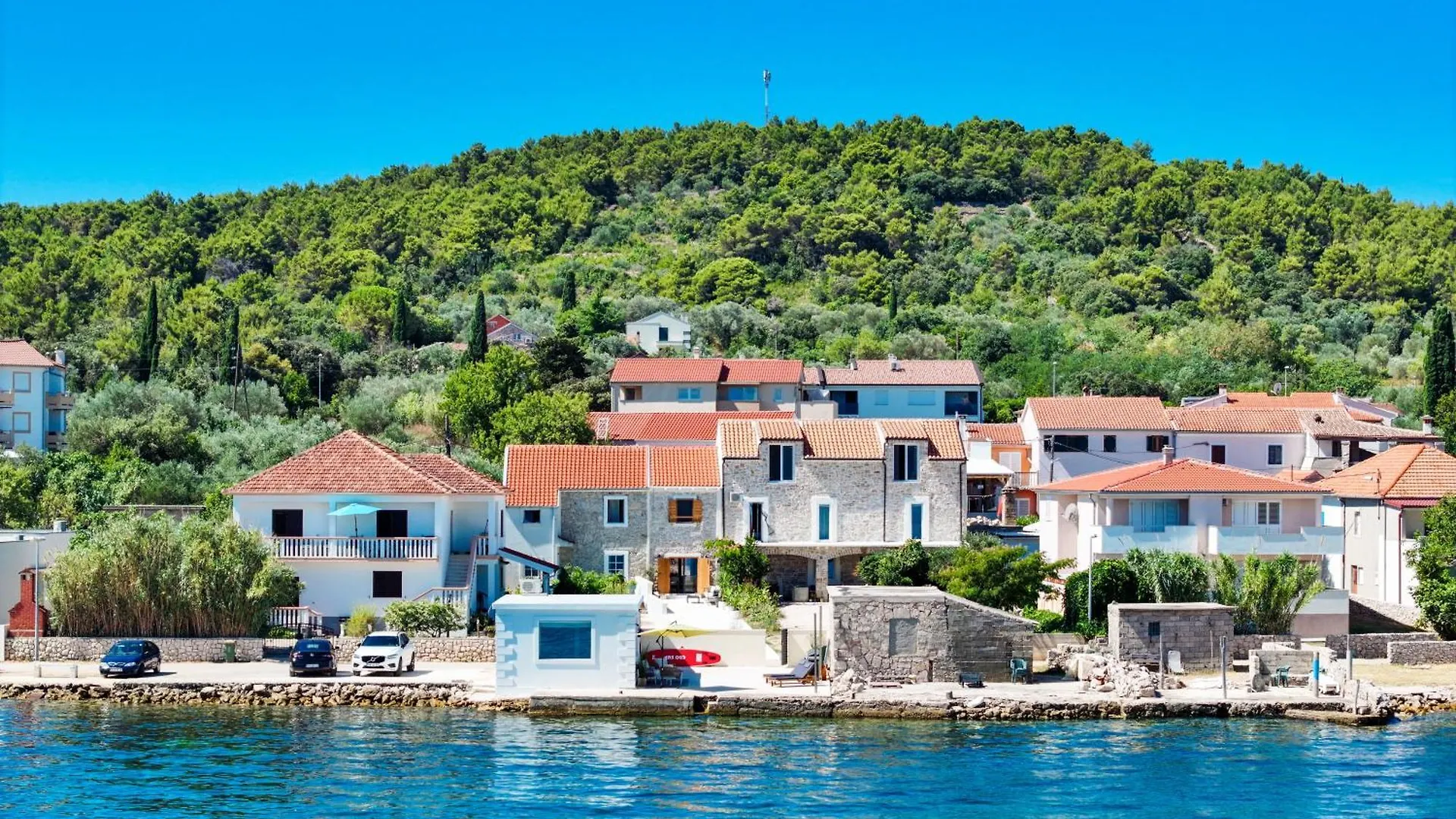 Villa Skalja Beachfront House Magazin Ždrelac